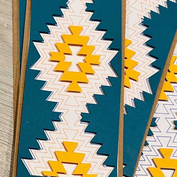 Dimensional Bookmark - Picture 3 of 3